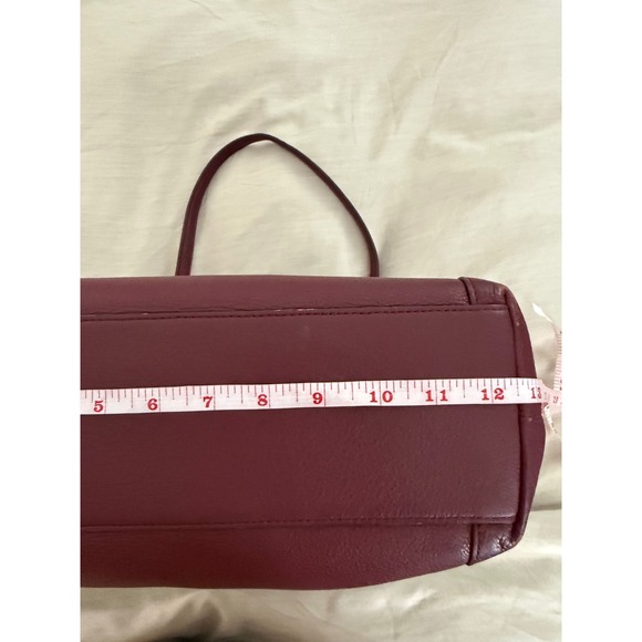 Kate Spade New York Burgundy Pebbled Leather Shoulder Tote Zip‎ Top - Picture 10 of 13